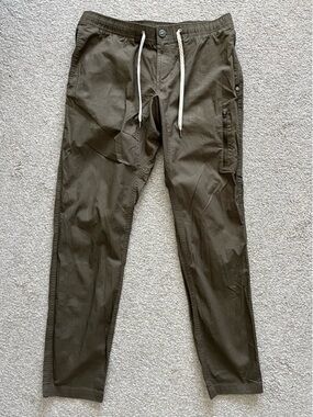 Like New Vuori Ripstop Cargo Jogger Pants Size Large